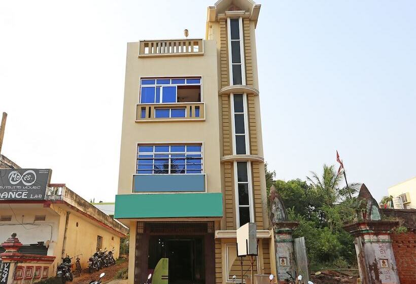 בית מלון כפרי Oyo 6918 Near Jagannath Temple