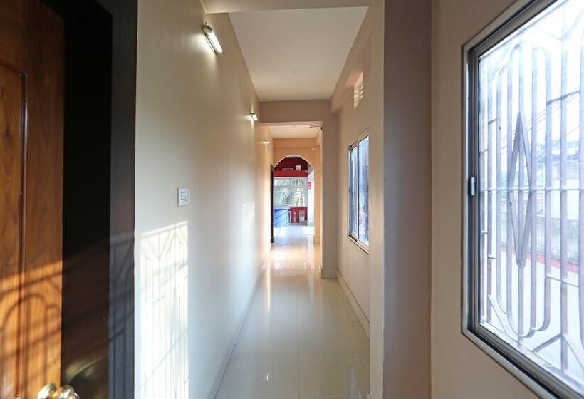 בית מלון כפרי Oyo 6918 Near Jagannath Temple