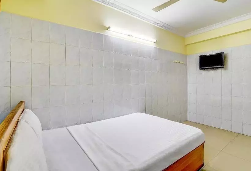Hotelli Spot On 37793 Balaji Residency