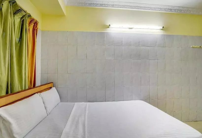 Hotelli Spot On 37793 Balaji Residency
