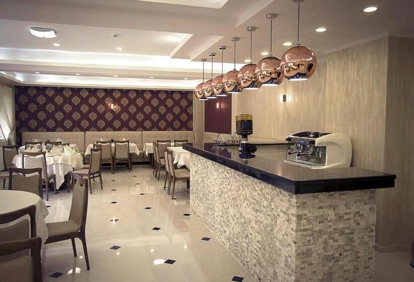 בית מלון כפרי Terra Iasi