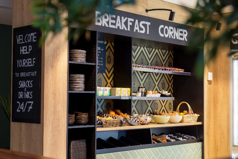 בית מלון כפרי The James Rotterdam