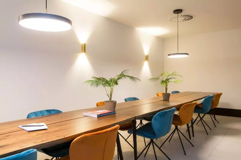 Hotelli The James Rotterdam