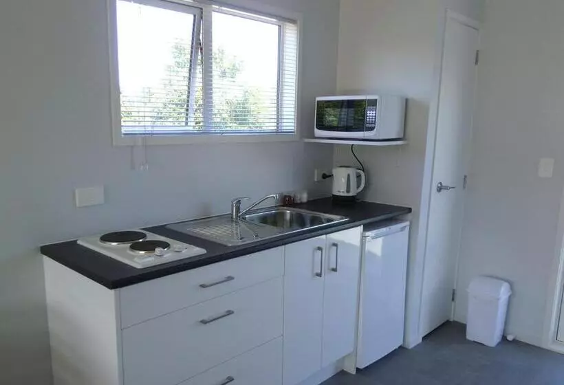 Motelli Trailblazer Studios