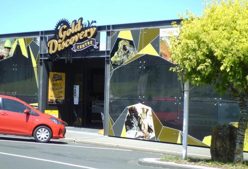 Мотель Trailblazer Studios