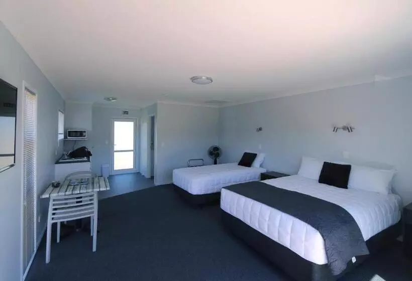 Motelli Trailblazer Studios