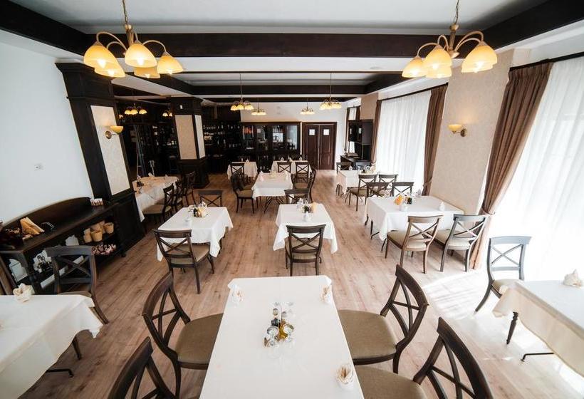 هتل Piatra Pinului Ski & Spa