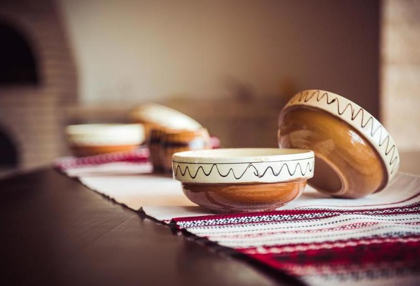 هتل Piatra Pinului Ski & Spa