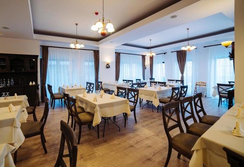 هتل Piatra Pinului Ski & Spa