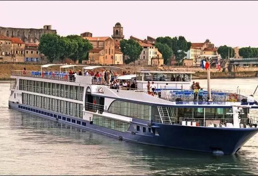 هتل Ships Holland  Hs Leonora  Messe  Düsseldorf