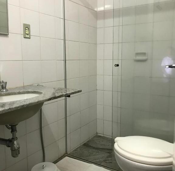 Central Plaza Hotel Tupa