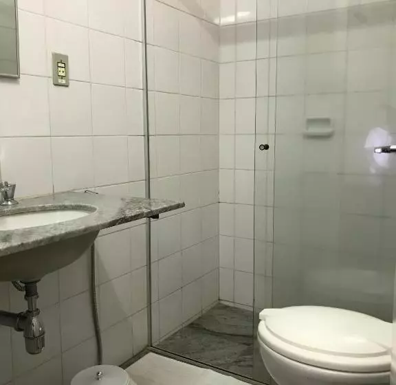 Central Plaza Hotel Tupa