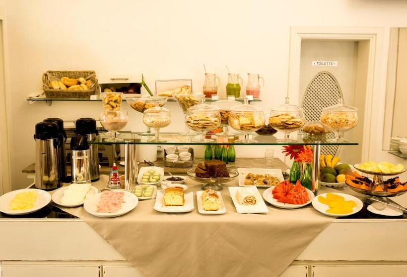 Central Plaza Hotel Tupa