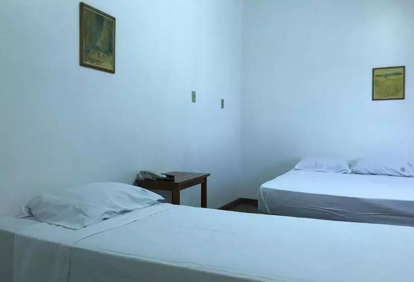 Central Plaza Hotel Tupa