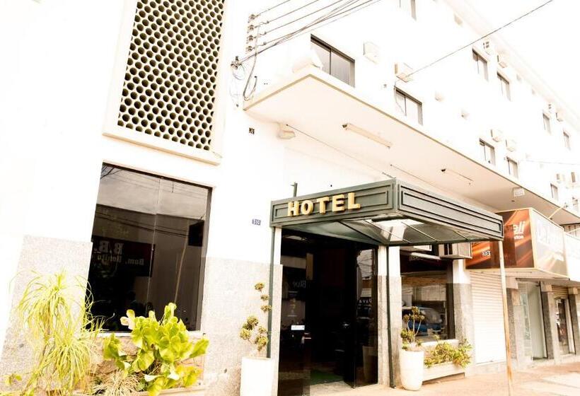 Central Plaza Hotel Tupa