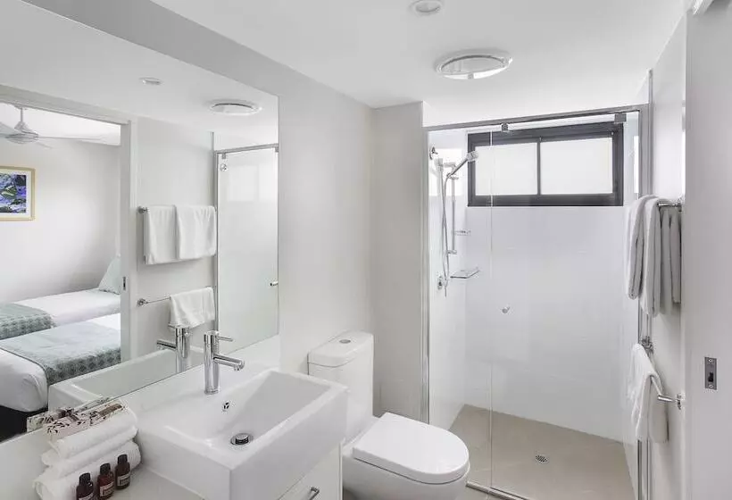 Direct Collective   Seabreeze Mooloolaba