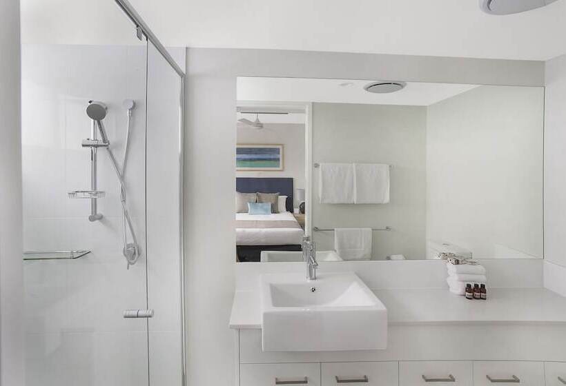 Direct Collective   Seabreeze Mooloolaba