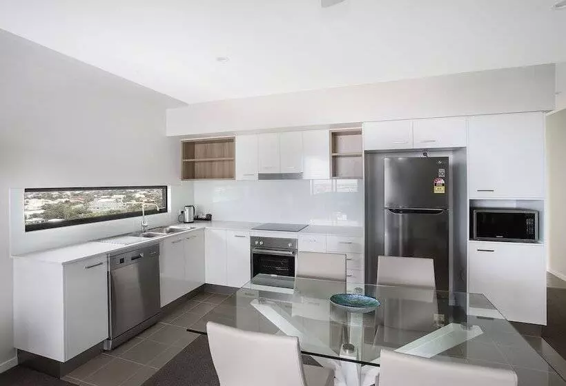 Direct Collective   Seabreeze Mooloolaba