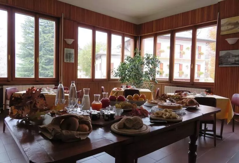 Hotelli Albergo Maggio