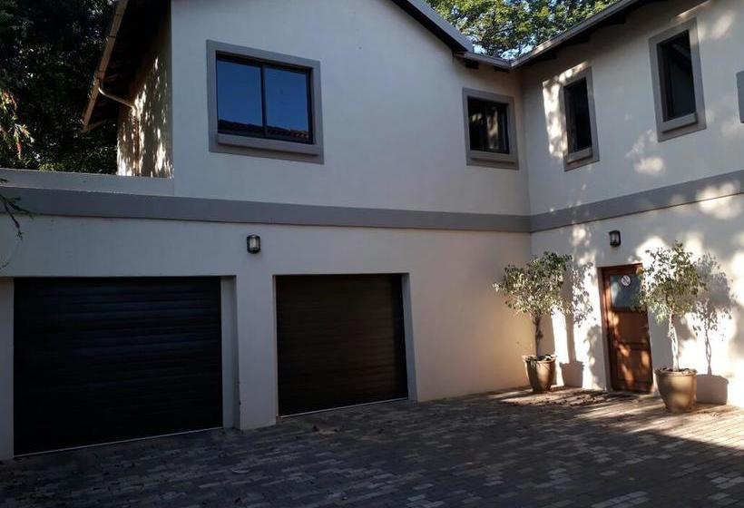 Отель Bo Heimia Guesthouse