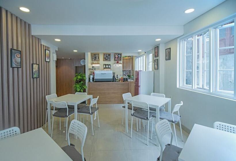 Hotel Flagship 101 Apple Platinum