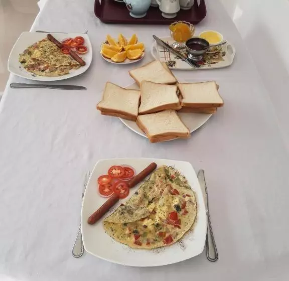 هتل Ritz Gate Kalutara