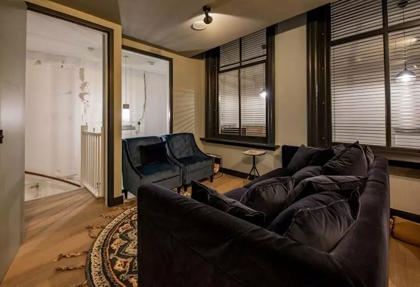 Hotelli Stadsvilla Mout Rotterdamschiedam