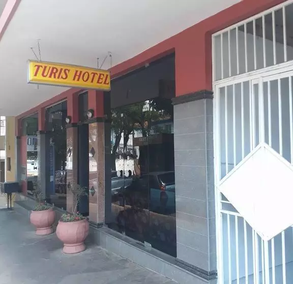 هتل Turis