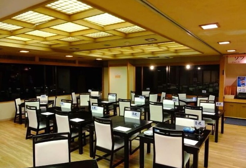 בית מלון כפרי Uomisaki