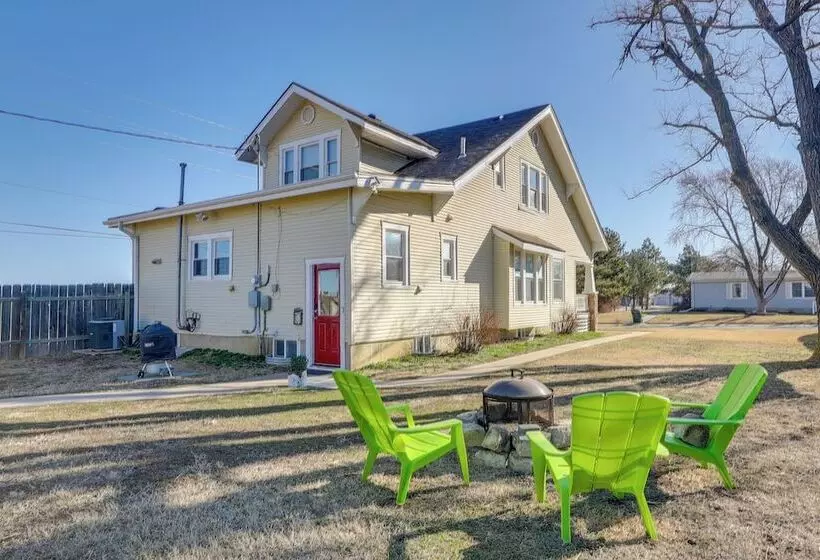 5 Mi To Marion Reservoir: Wizard Of Oz Themed Home