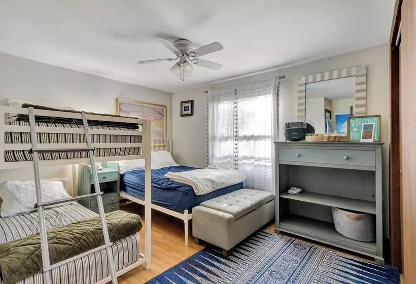 Bayard Avenue 1600