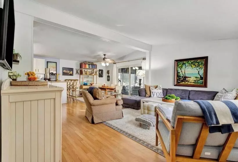 Bayard Avenue 1600