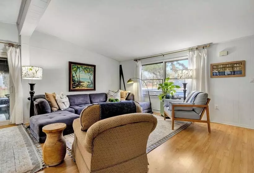 Bayard Avenue 1600