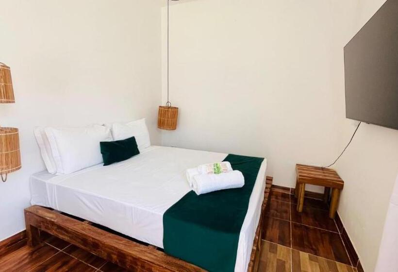 هاستل Pousada Enero