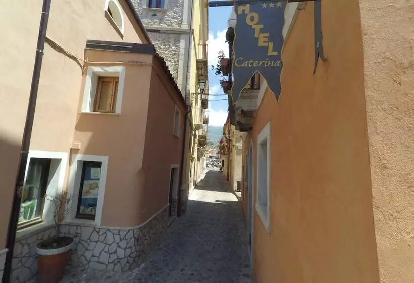 Aamiaismajoitus (B&B) Caterina House Nel Borgo Piú Bello D Italia