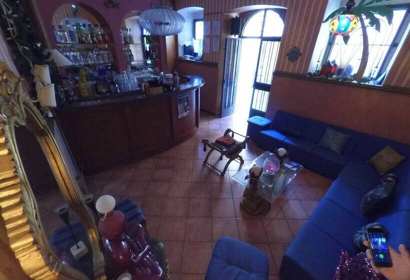 住宿加早餐  Caterina House Nel Borgo Piú Bello D Italia