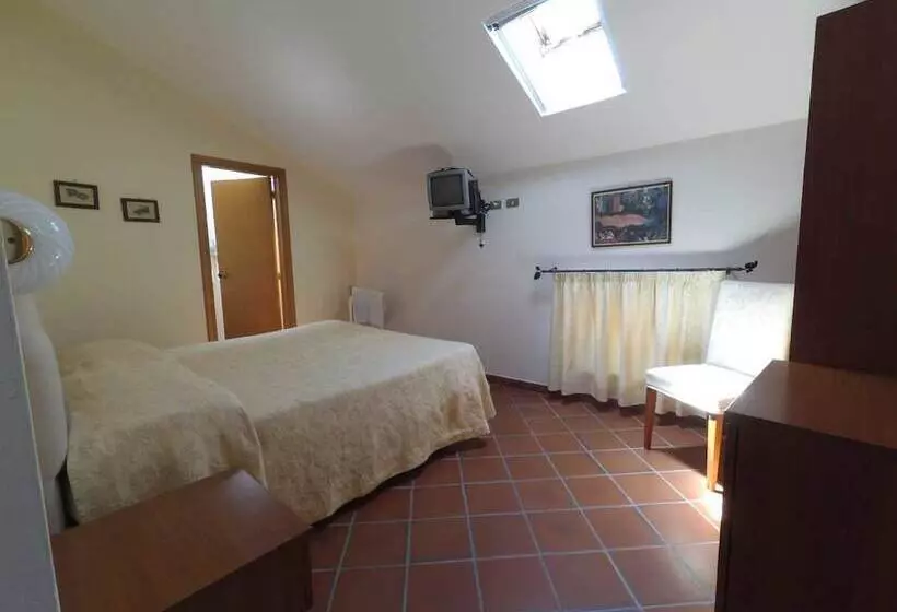 Aamiaismajoitus (B&B) Caterina House Nel Borgo Piú Bello D Italia