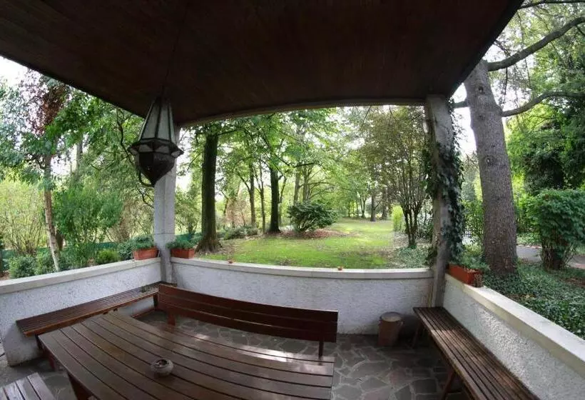 تختخواب و صبحانه Villa Agata