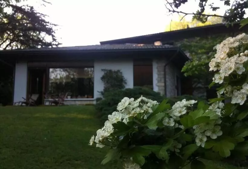 تختخواب و صبحانه Villa Agata