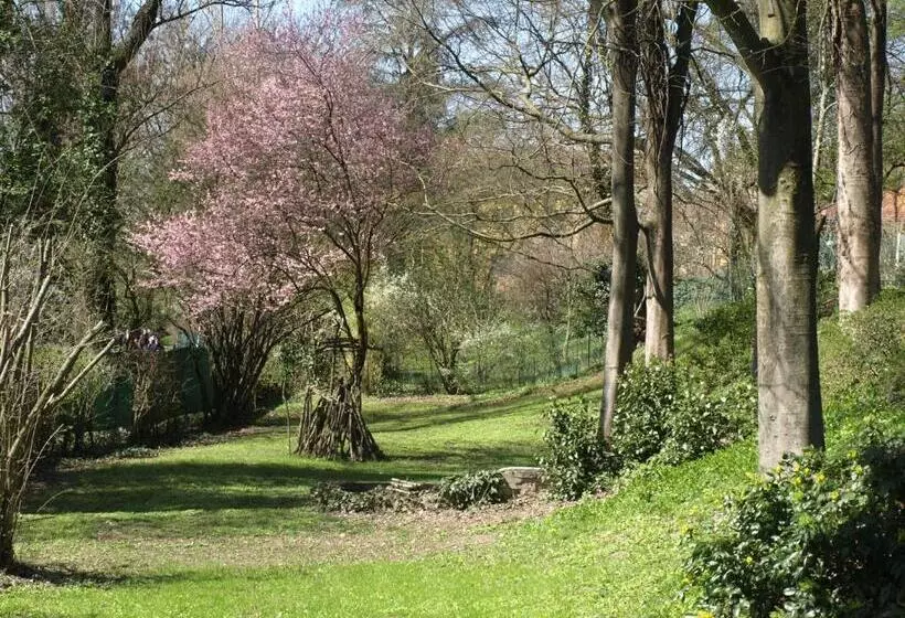 تختخواب و صبحانه Villa Agata