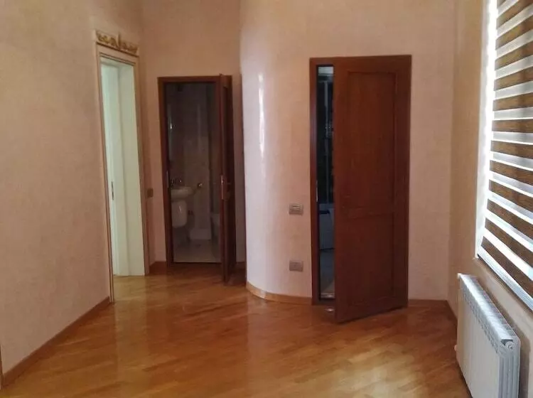 هتل Amadeo Apartments