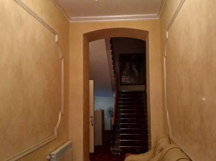 هتل Amadeo Apartments