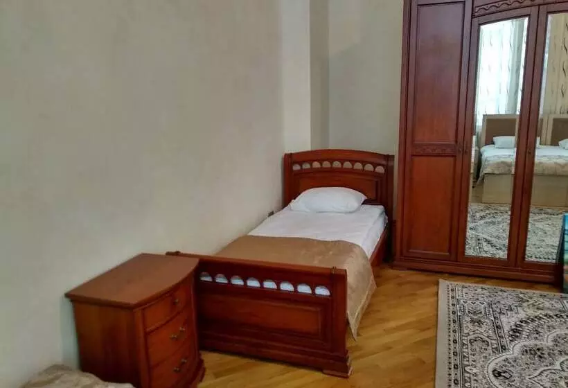 هتل Amadeo Apartments