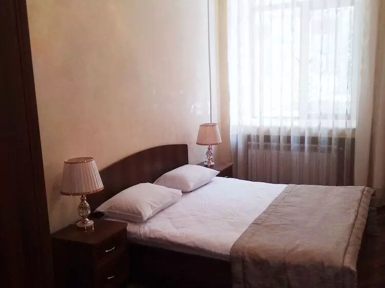 هتل Amadeo Apartments