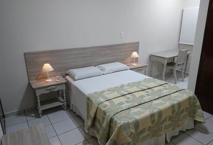 호텔 Premium Flat Ourinhos