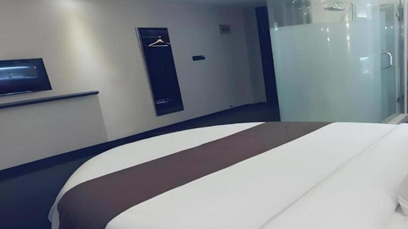 Thank Inn Plus Hotel He Nan Zhoukou Chuanhui District Red Star Macalline