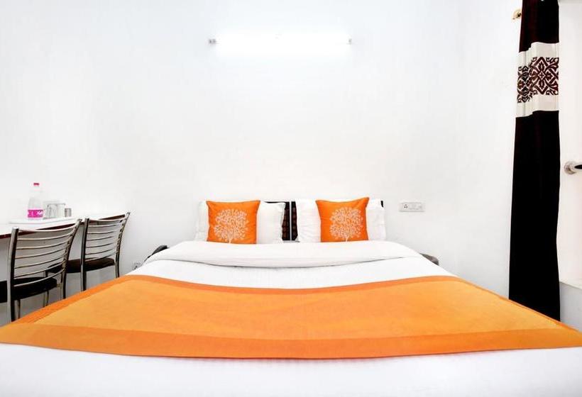 Oyo 9371 Hotel Anmol