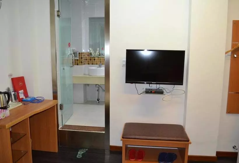 Thank Inn Chain Hotel Zibo Road