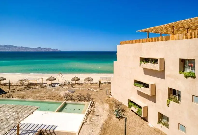 Amina Wind Resort By Tasman