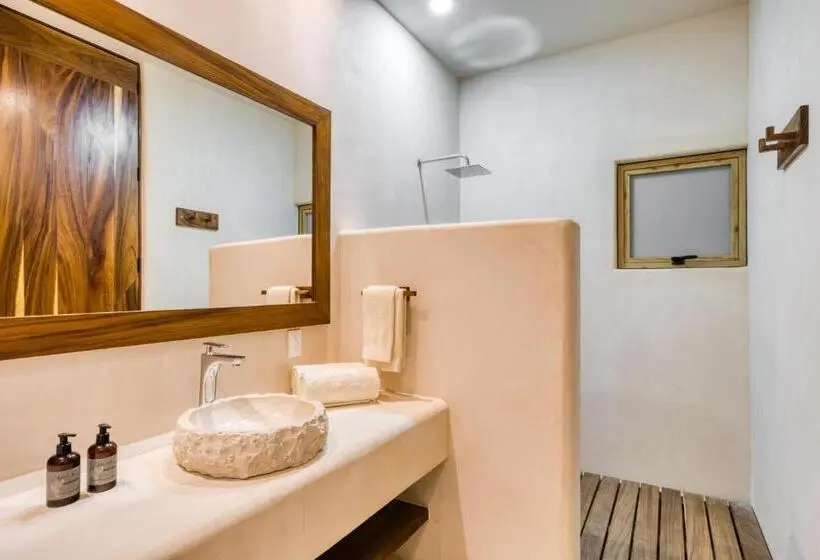 Amina Wind Resort By Tasman